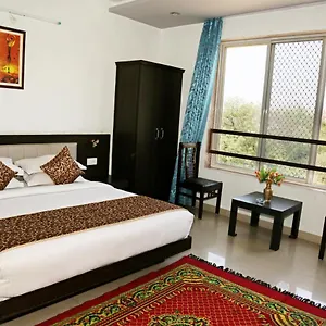 Narayans Leela Hotel