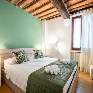 35 Nel Centro Storico Di In The Historic Center Of Apartment Siena