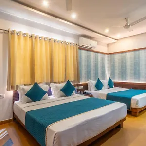 Uddhav A Family Hotel